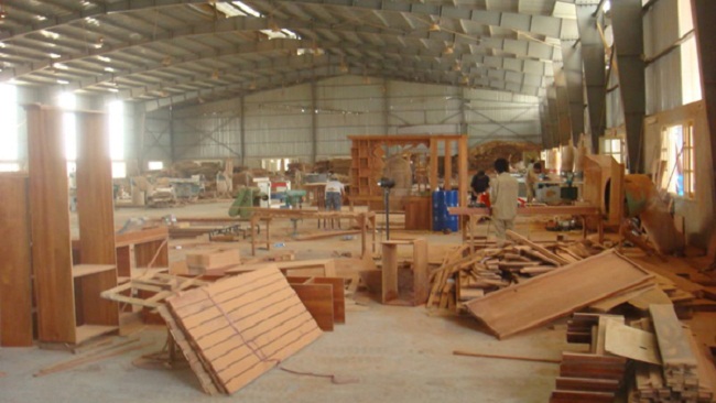dập bụi cho nhà máy sản xuất gỗ